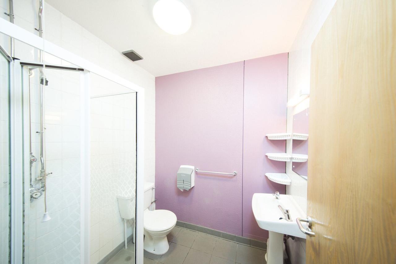 White Park Bay Youth Hostel Баллинтой Экстерьер фото